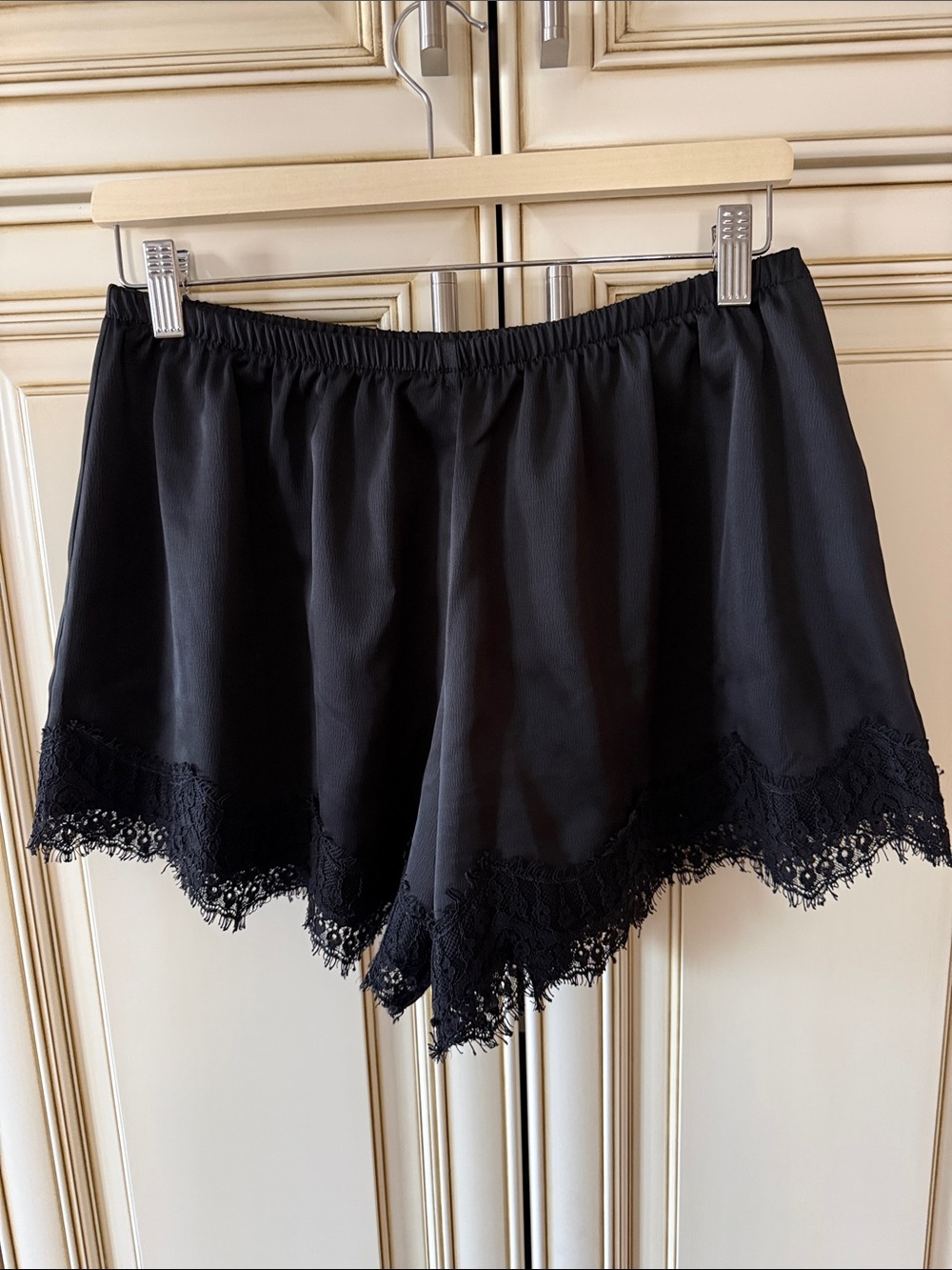 Wayf Black Lace-Trim Satin Sleep Shorts